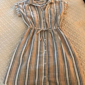 Stripped collared dress